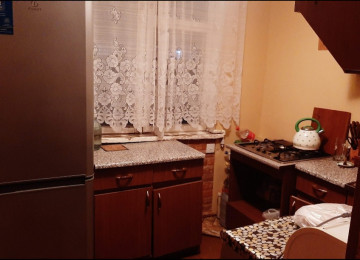 Xlrdalan 1 otaq kiraye 31kv 300 azn xanmlara ve Ayleye