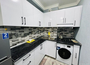 Xlrdalada Kohne bazar terefde 2 otaq menzil kiraye verlir