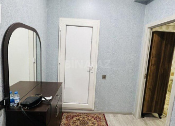 Xlrdalada Kohne bazar terefde 2 otaq menzil kiraye verlir