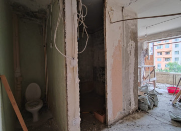 Xətai rayonu Sarayevo küçəsi Bakı Kinoteatrla üzbə-üz