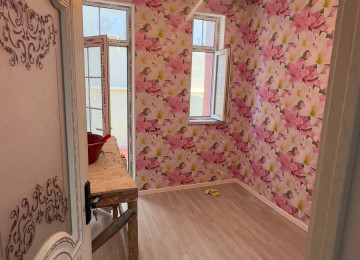 Xlrdalada 7 nomreli mektebin yanl 3 otaq heyet evi satllr