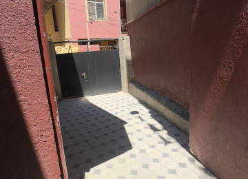 Xlrdalada 7 nomreli mektebin yanl 3 otaq heyet evi satllr