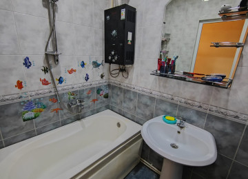 Lokbatan qesebesinde yeni Kingsmartin yaxinliginda temirli