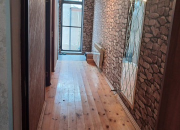 Masazlr qesebesi kohne beko teref olan yerde 2 otaq heyet