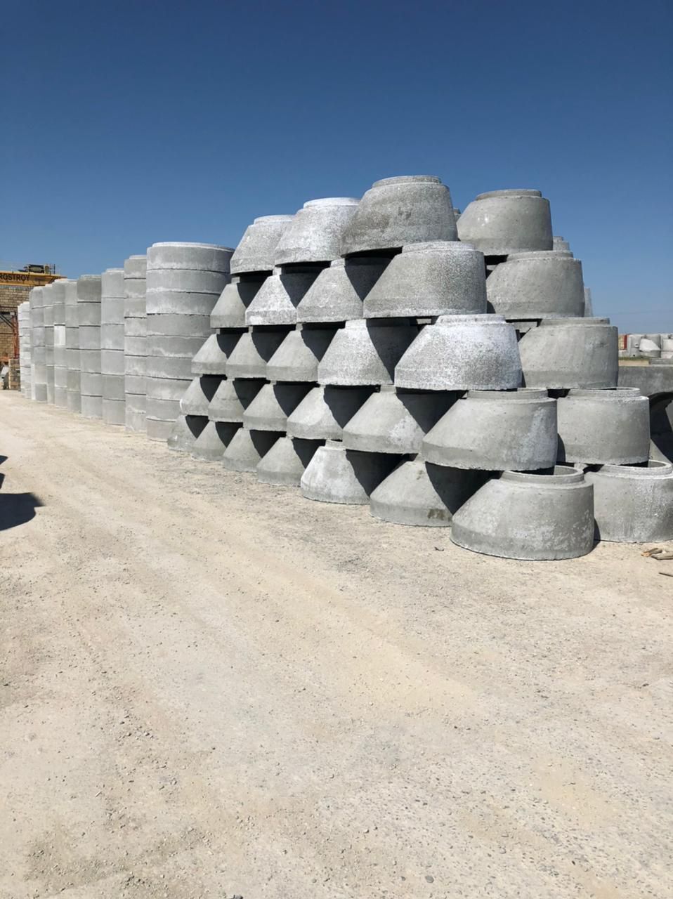 Şəkildəki bütün beton konstruksiyalar zavodumzda istehsal