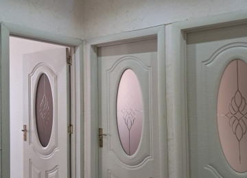 Yaxşı təmirlidir ,əlverişli yerdədir. 2 kondisioner