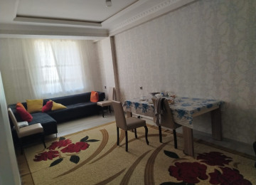 Saray qesebesi ve MTK Da 3 otaq menzil tecli satllr 80 kv