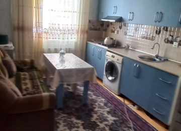 Xırdalanda yasmin parkin yani 1.4 sotun iceriisnde kürdsülü