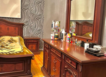 Yataq otağı mebeli satılır. Mebel Taxt, dolab, makyaj