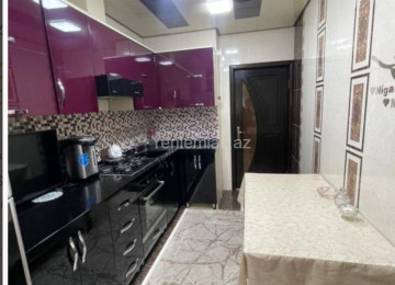 Təcili satılır!!! Mətbəx mebeli yuxarı 345 aşağı hissə 257