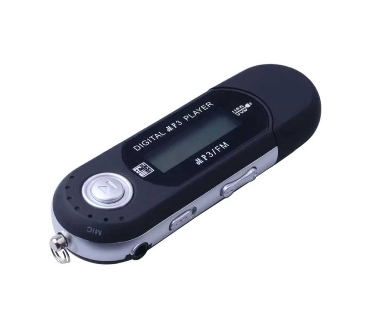 Qara rəngdə, yığcam dizaynlı MP3 player. Ekranı və