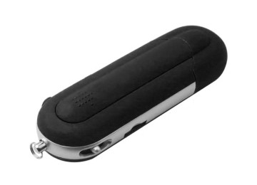 Qara rəngdə, yığcam dizaynlı MP3 player. Ekranı və