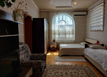 Gündəlik kirayə VILLA 3 geniş yataq otağı 1 rahat qonaq