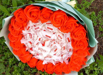 Kinder buketleri;Istenilen formada ve olcude buketleri