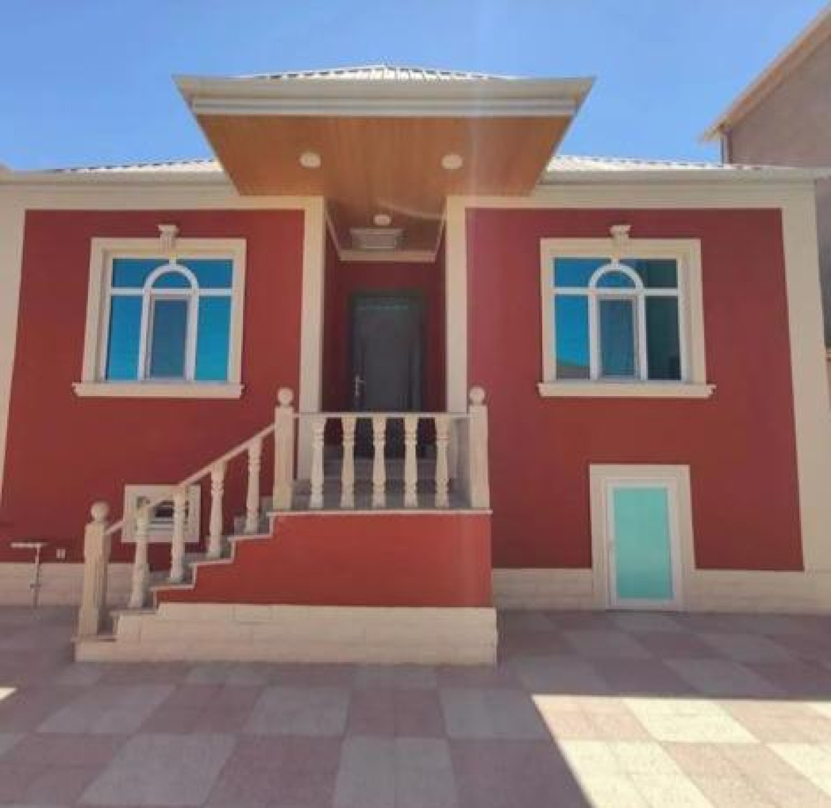 kreditle 3 otaqli ela temirli heyet evi Serfeli qiymete KREDITLE ilkin odeni 28 min AZN odemekle 20