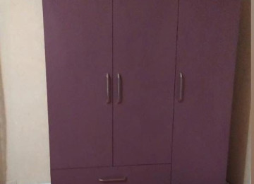 *Dolab 3 qapılı 240Azn* *İstehsal Rusiya Laminat 18/lik