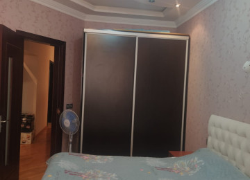 Xətai rayonu. Xudu məmmədov kuçəsi b mənzil 21 16mərtəbəli