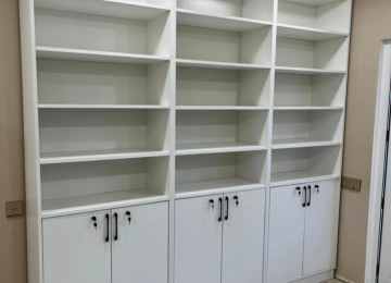 Vitrin dolabı Sifarişlə hazırlanır Rəng seçimi var Ölçü