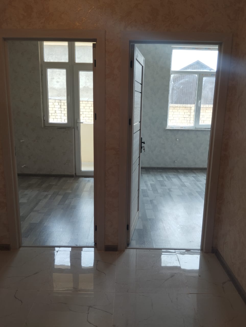 Mehdibatda 1 otaqll menzil 2 ye olmus menzil satllr 33kv