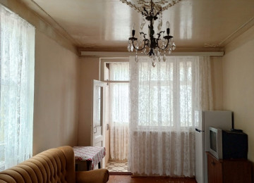 Xlrdalada teze bazar ve H.Eliyev parkln yanl 1 otaq 2 ye