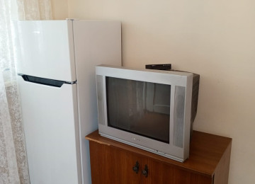 Xlrdalada teze bazar ve H.Eliyev parkln yanl 1 otaq 2 ye