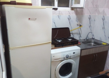 Xlrdalan 119 axrcl Asdanovkasl 1 otaq heyet evi kiraye