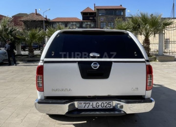 Nissan Navara yaxçi vəziyyətdədir heç bir problemi yoxdur
