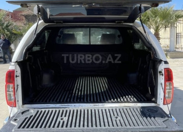 Nissan Navara yaxçi vəziyyətdədir heç bir problemi yoxdur