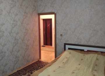 Mənzil 12/2 ci mərtəbəsindədir.Heydər Əliyev parkının və