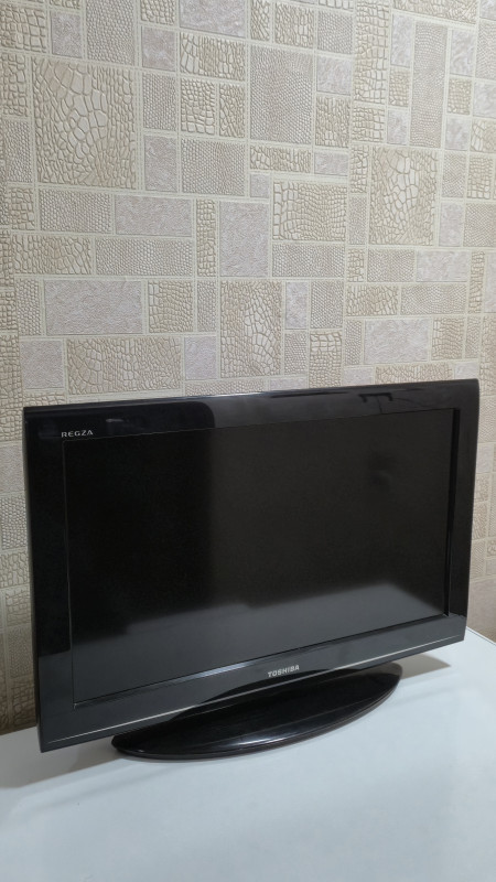 Televizor əla vəziyyətdədir. Ciddi alıcıya endirim olacaq.