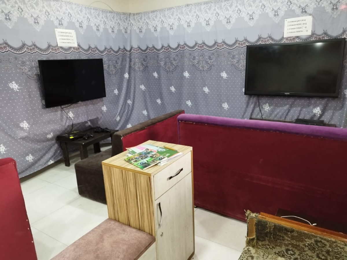 1 otaq Abyekt tecli satllr Xlrdalada Bakl sumqaylt yolun usdude 40 kv Abyekt satllr
