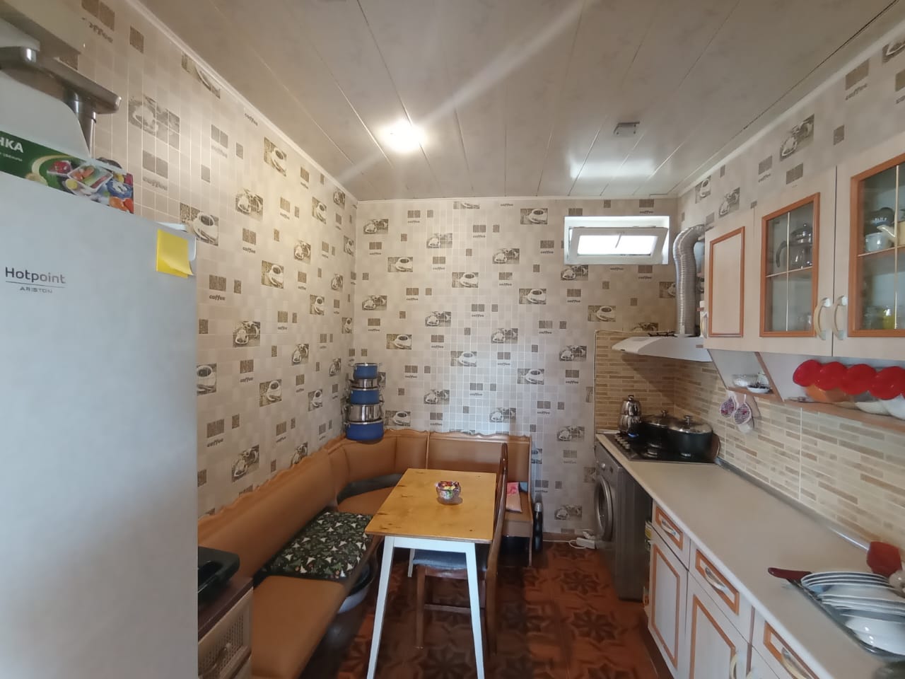 Xlrdalan Nazll Petronun yani 4 otaq heyet evi kiraye verlir