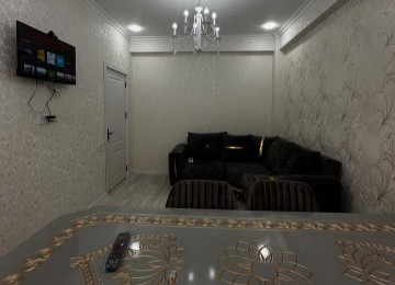 Abseron Qurtlus 93 Masazlr 1 otaq 2 ye olmus Super temir