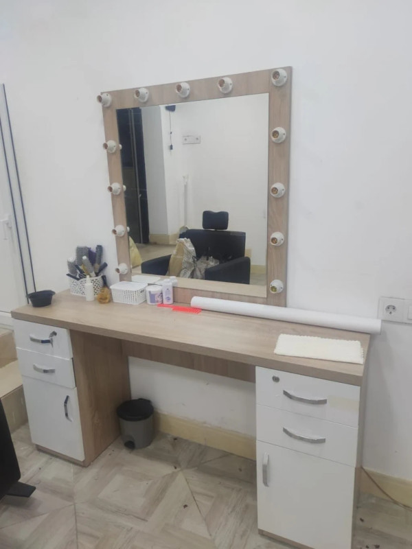 Qadin salonu ucun, Yeni Moyka, Yeni Sac stolu kreslosu ile