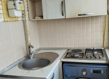 Xlrdalada H.Eliyev parklnan uzbeyuz 2.otaq menzil kiraye