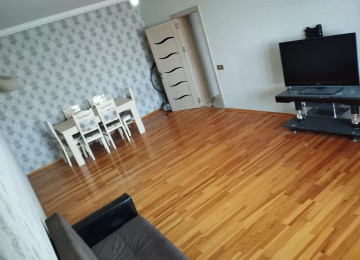 Xlrdalada H.Eliyev parklnan uzbeyuz 2.otaq menzil kiraye