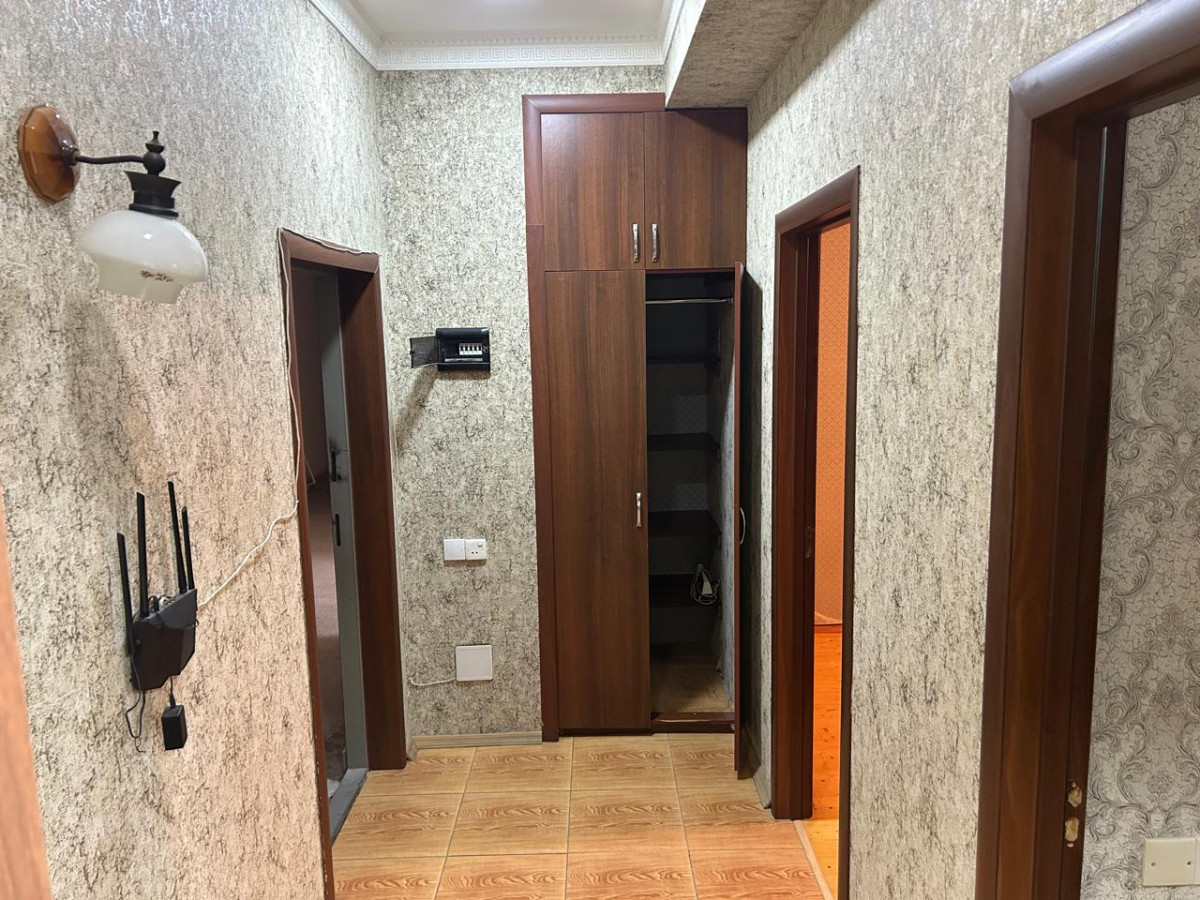 Xlrdalan 4 sayll tam orta Mektebin yanl 2 otaq menzil