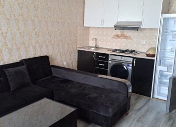 Xlrdalan ve Masazlr qesebeside dareside olan 2 otaq menzil