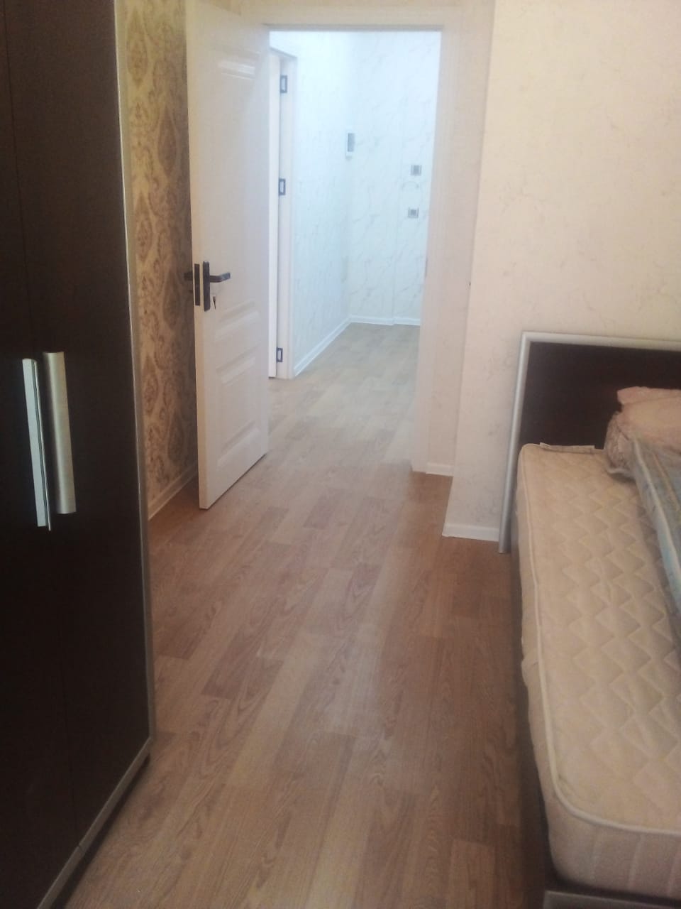 Xlrdalan Yuni Bankln heyeti 2 otaq 3 otaqa duzelme menzil