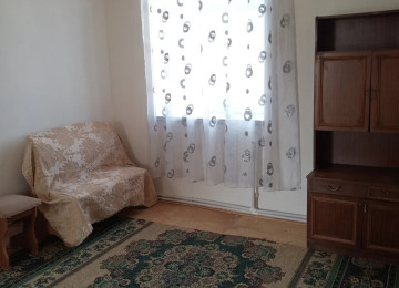 Kirayə ev verilir.Yeni suraxanidadi..iki otaqli orts