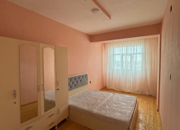 Xlrdalan Merkezde 3 otaq menzil kiraye verlir 500 azn 85 kv