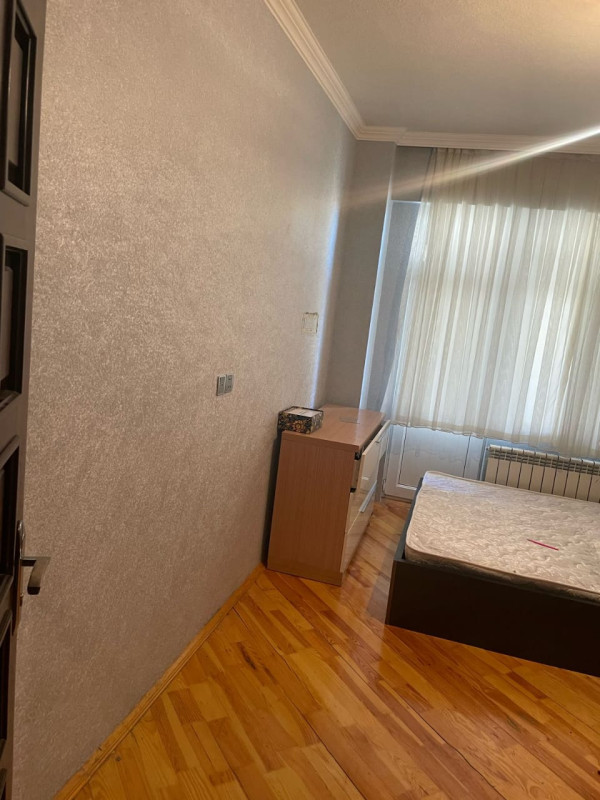 Mənzil xirdalanin tam merkezinde yerlesir butun iase