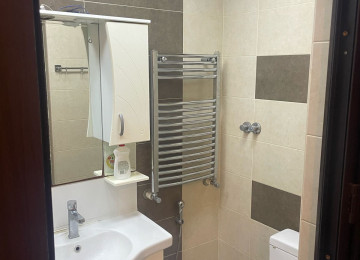 Mənzil xirdalanin tam merkezinde yerlesir butun iase