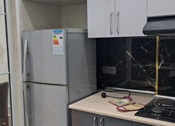 Xlrdalada AAAF PARK KOMBLESI 2 otaq Radnoy 61 kv 400 azn