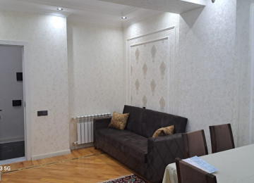 Xlrdalada AAAF PARK KOMBLESI 2 otaq Radnoy 61 kv 400 azn