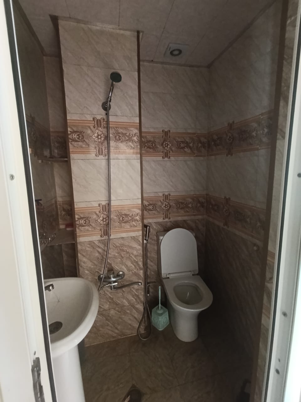 Xlrdalan 2 otaq menzil kiraye 370 azn 64 kv qaz islq su