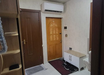 Salam, Ev Babək prospektində, NZS sfeteforu, yoldan