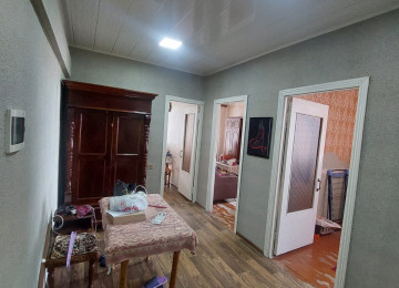 Pirallahı rayonu, Pirallahı qəsəbəsi, Tam mərkəzdə, 5