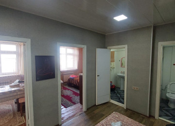 Pirallahı rayonu, Pirallahı qəsəbəsi, Tam mərkəzdə, 5