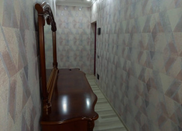 Qurtlus 93 de 3 otaq menzil kiraye verlir hersarayetnen 360